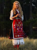 Дамска тракийска носия