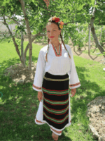 Дамска тракийска носия