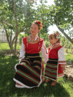 Дамска тракийска носия