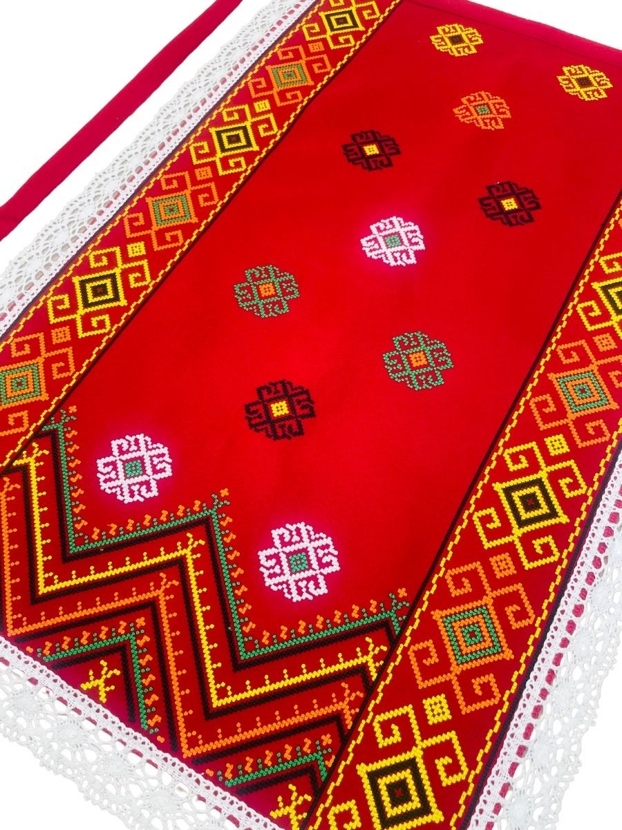 ДАМСКА ДОБРУДЖАНСКА ПРЕСТИЛКА – Модел 35 - с автентични шевици от Магазин за народни носии