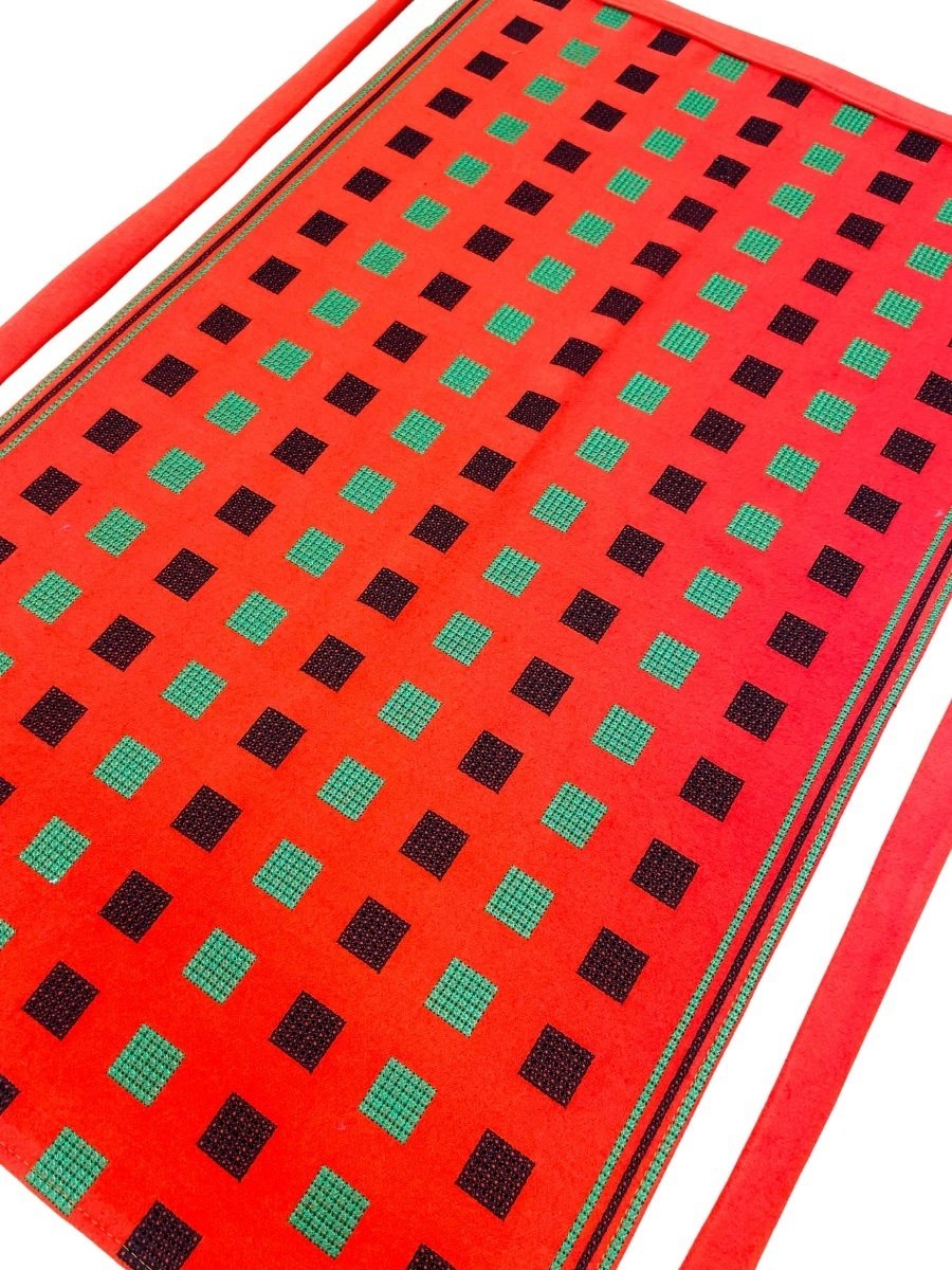 ДАМСКА РОДОПСКА ПРЕСТИЛКА – Модел 32 - с автентични шевици от Магазин за народни носии