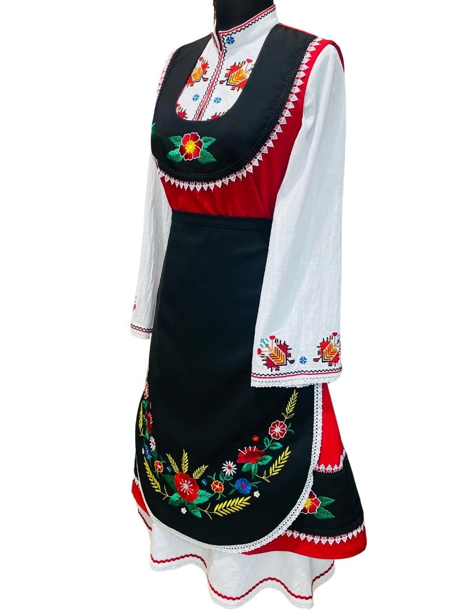 ДАМСКА ТРАКИЙСКА НОСИЯ – Модел 18 - с автентични шевици от Магазин за народни носии