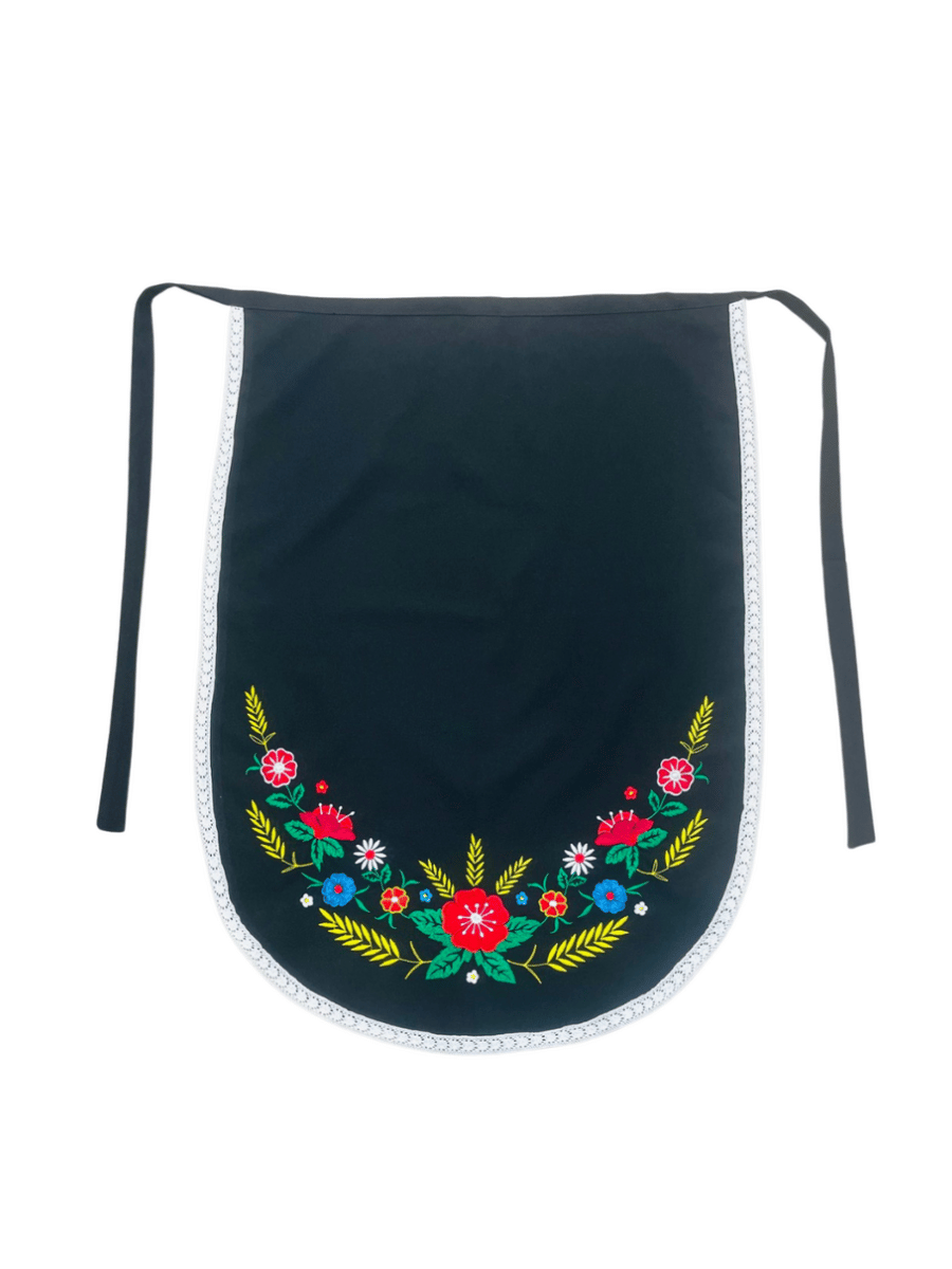 ДАМСКА ТРАКИЙСКА ПРЕСТИЛКА – Модел 4 - с автентични шевици от Магазин за народни носии