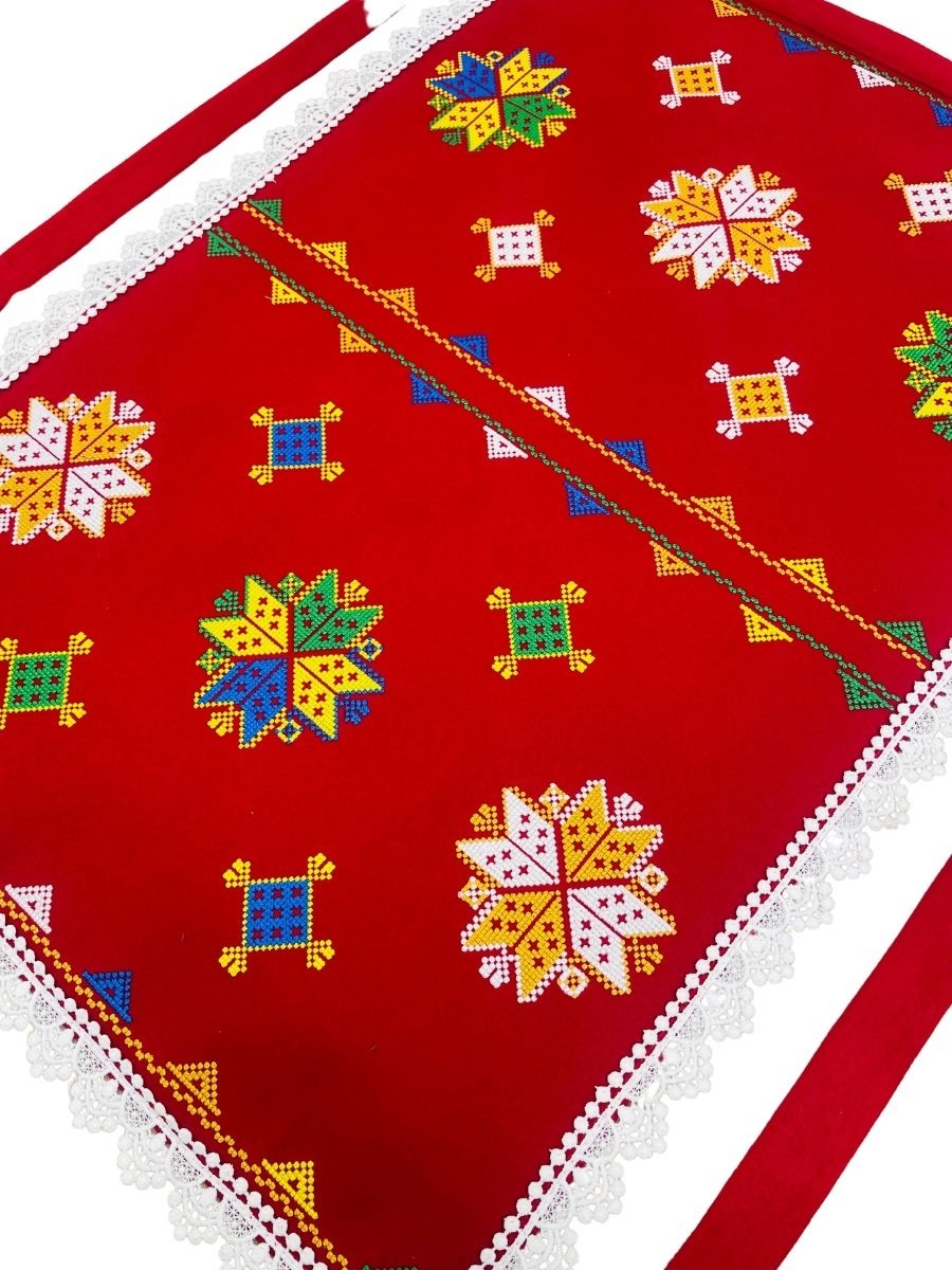 ДАМСКА ТРАКИЙСКА ПРЕСТИЛКА – Модел 28 - с автентични шевици от Магазин за народни носии