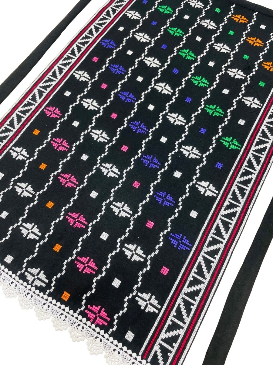 ДАМСКА ВАЯШКА ПРЕСТИЛКА – Модел 29 - с автентични шевици от Магазин за народни носии