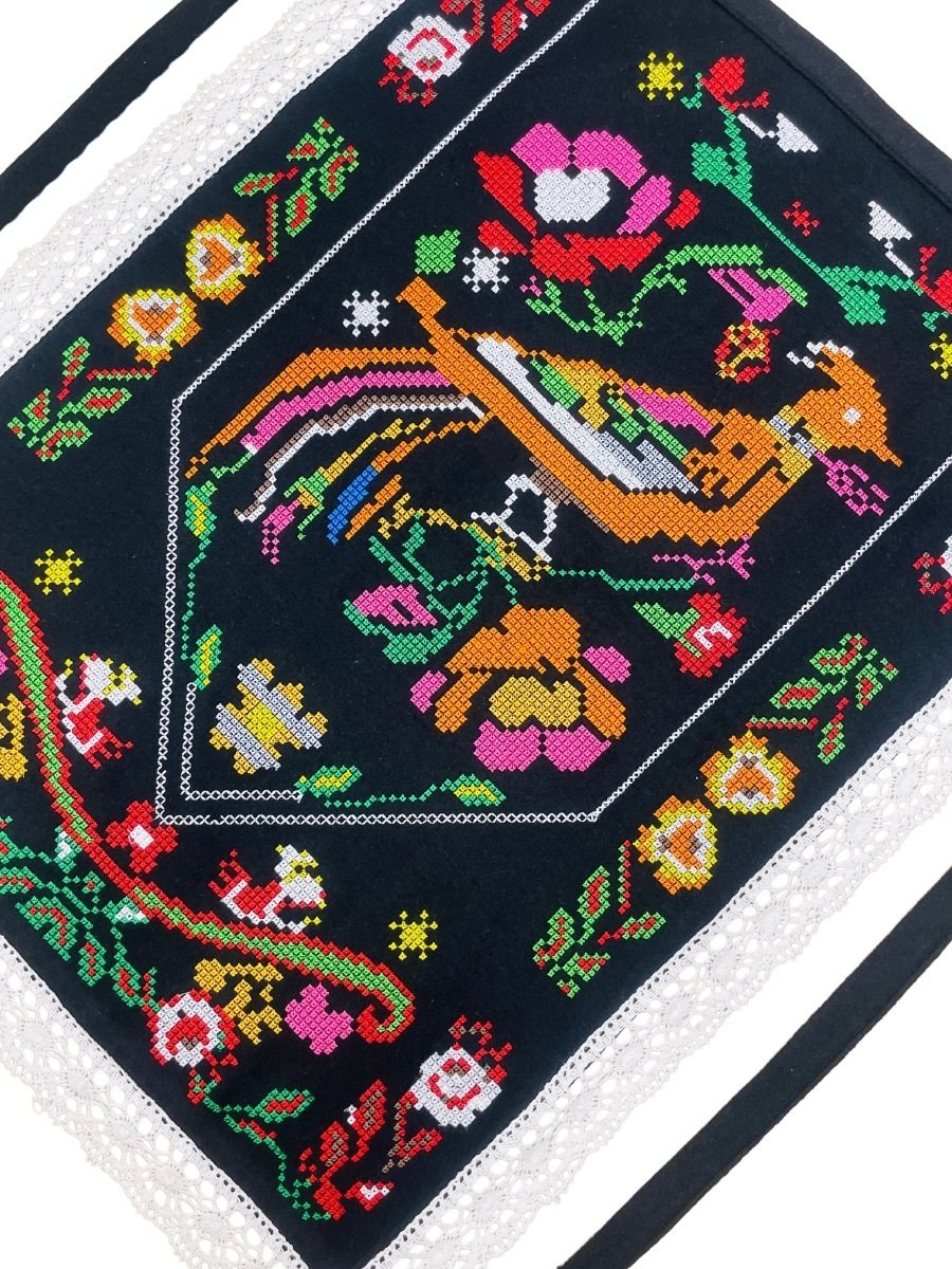 ДАМСКА ВАРНЕНСКА ПРЕСТИЛКА – Модел 16 - с автентични шевици от Магазин за народни носии