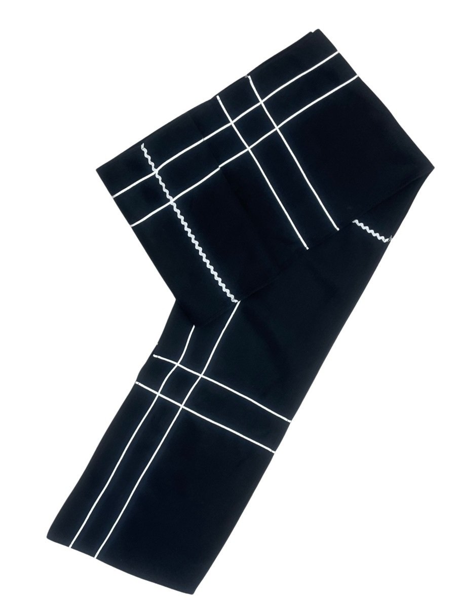 ЧЕРЕН ПОЯС С БЕЛИ ГАЙТАНИ ЗА НАРОДНА НОСИЯ - с автентични шевици от Магазин за народни носии