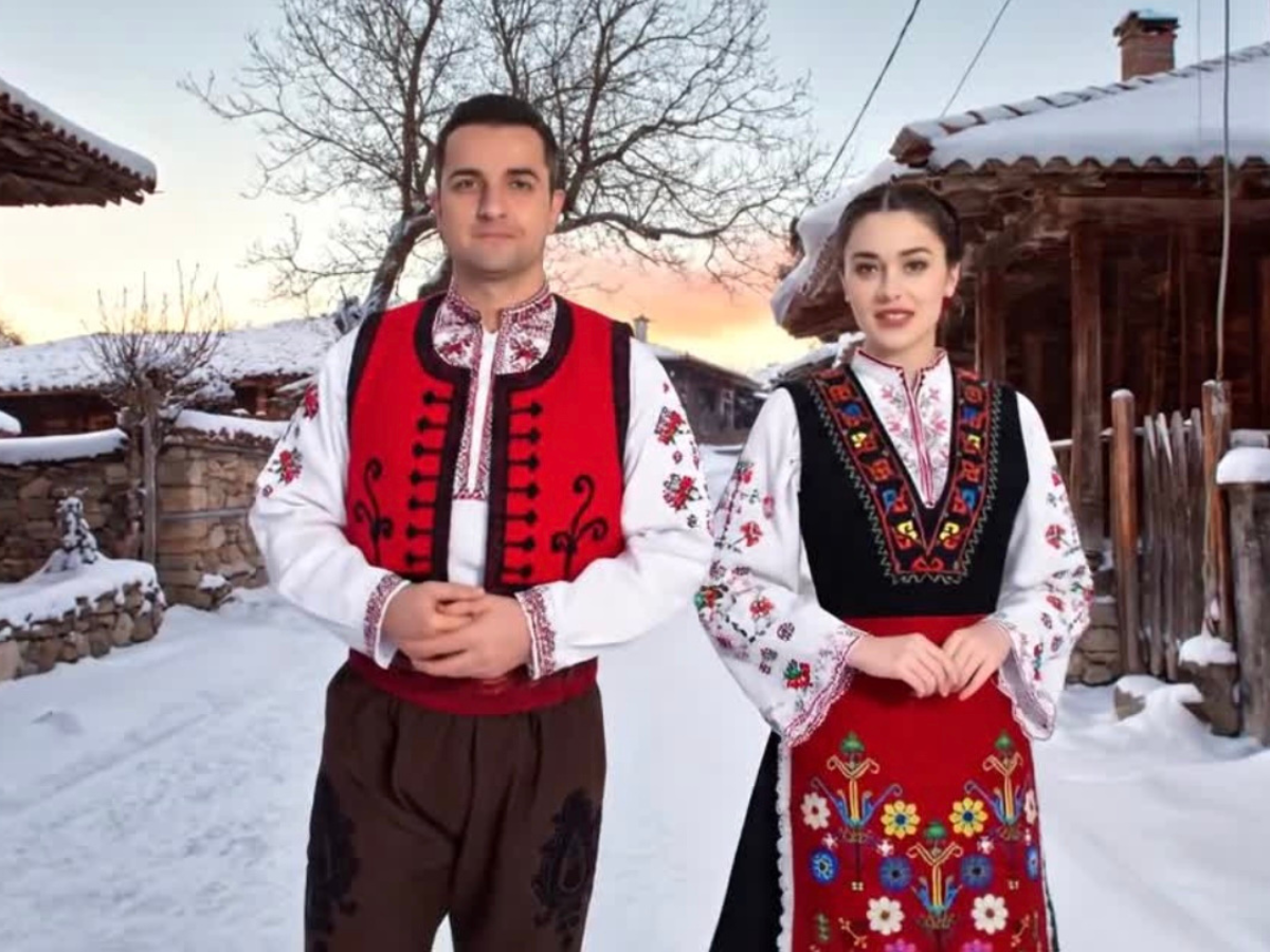 Детайли на автентична българска шевица